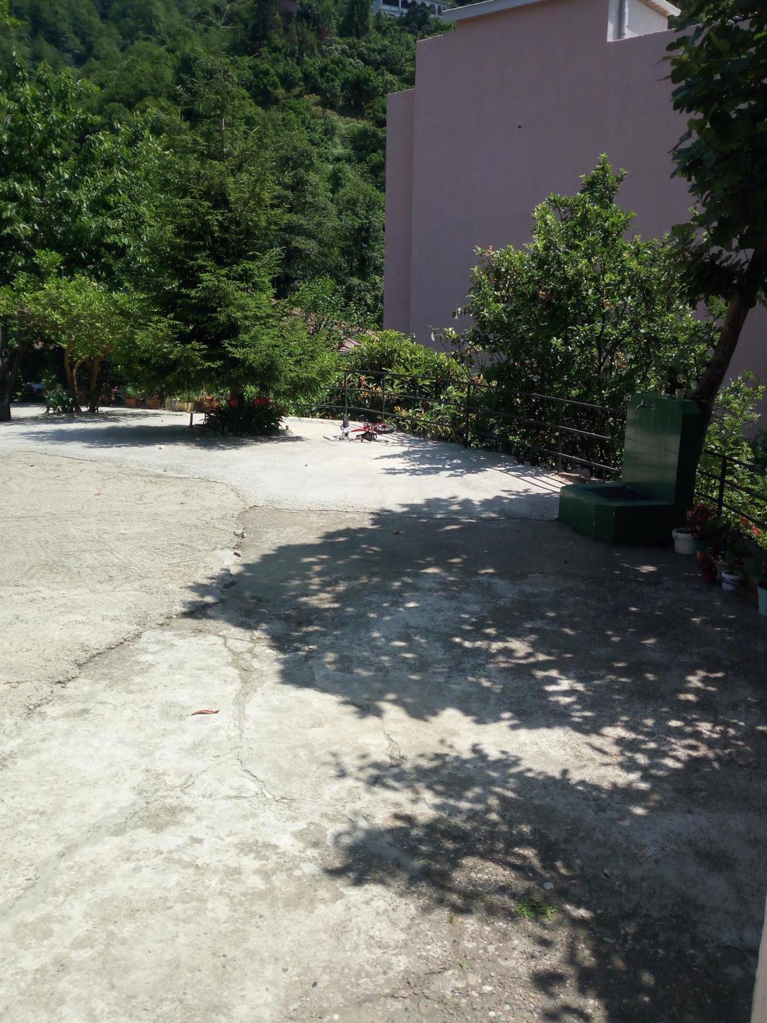 Small Guest House Kvariati Exterior foto