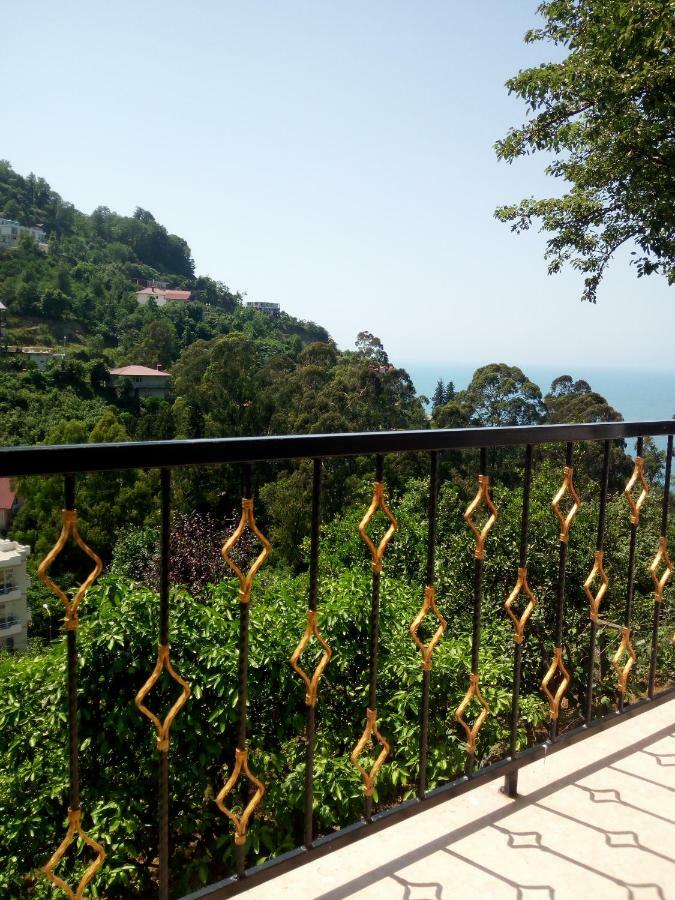 Small Guest House Kvariati Exterior foto